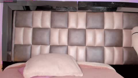 Snapshot of catalina_jade chatting on February 27, 1:28 pm Cata online show from February 27, 1:28 pm