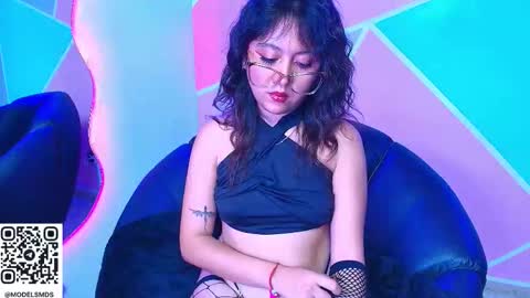 Catalina online show from November 11, 9:23 pm