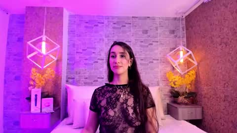 CatalinnaThompson online show from October 24, 3:52 pm