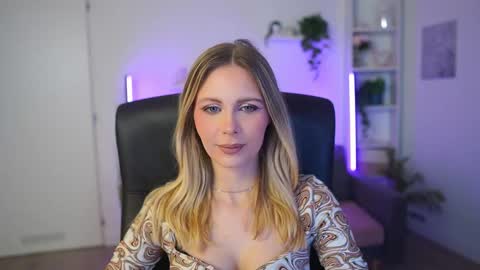 catecrago  online show from February 19, 8:58 am