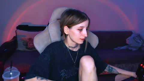 Snapshot of cath_dysphoria_ chatting on February 18, 9:31 pm CATH online show from February 18, 9:31 pm