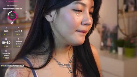 Lee online show from September 25, 5:11 pm