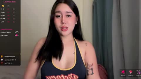 Snapshot of cathleya_ chatting on January 22, 7:13 pm Cathy online show from January 22, 7:13 pm