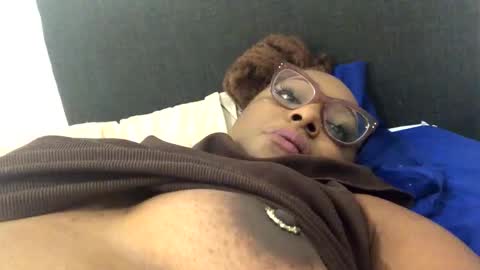 catpixel online show from November 16, 3:01 pm