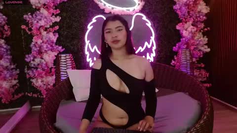 cattlyn online show from November 21, 4:25 am