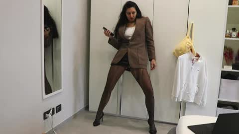 Snapshot of catty190 chatting on March 1, 9:51 am catty online show from March 1, 9:51 am