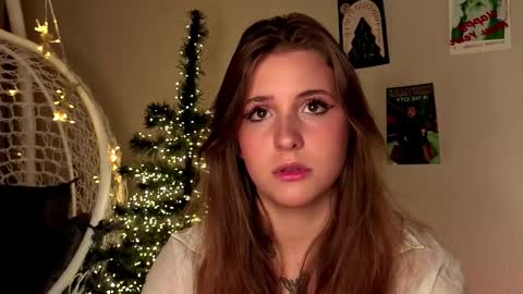 Lina  online show from January 7, 7:28 pm