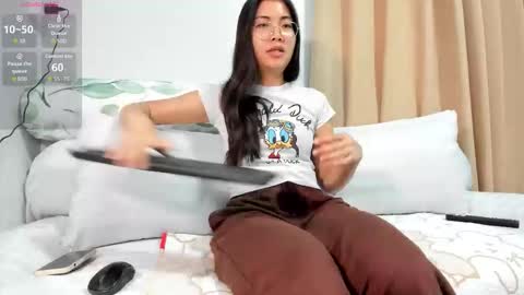 Cee Chalynn online show from February 6, 11:02 am