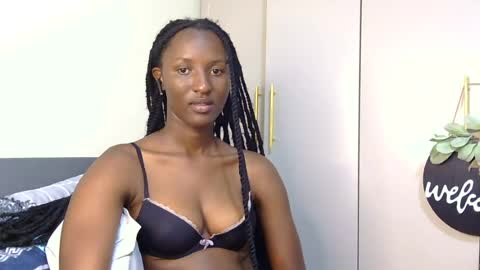 cee_queen online show from July 22, 8:43 pm