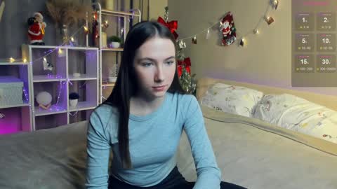 Josie Manesi online show from December 27, 7:03 pm