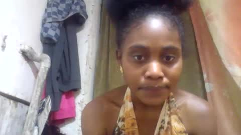 celena438935 online show from December 2, 12:29 pm