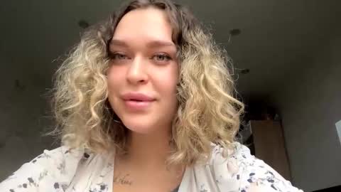 Snapshot of celestabailiff chatting on October 10, 8:30 am Stanislava online show from October 10, 8:30 am