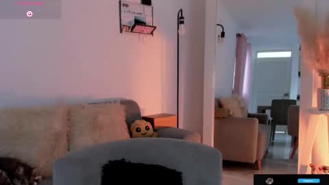 Alice online show from March 24, 9:53 pm