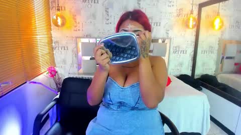 Snapshot of celeste_muller chatting on October 20, 12:41 pm celeste online show from October 20, 12:41 pm