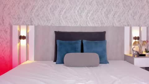 Celeste online show from December 20, 12:31 pm