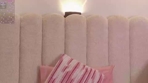 celestte_vanegas online show from June 10, 6:17 pm