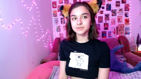 Snapshot of celine_dionn chatting on December 13, 2:38 pm Celine online show from December 13, 2:38 pm