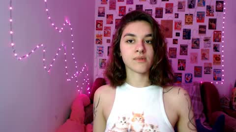 Snapshot of celine_dionn chatting on February 2, 7:52 am Celine online show from February 2, 7:52 am
