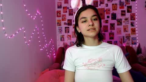 Snapshot of celine_dionn chatting on December 14, 10:24 am Celine online show from December 14, 10:24 am