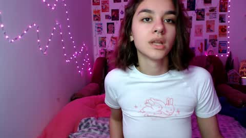 Snapshot of celine_dionn chatting on December 8, 9:24 am Celine online show from December 8, 9:24 am