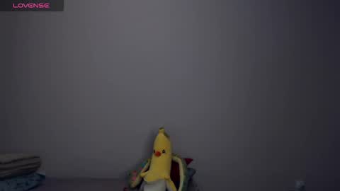 Snapshot of celine_faer1 chatting on September 18, 5:44 pm Celine online show from September 18, 5:44 pm