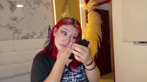 Snapshot of cerecita_02 chatting on September 22, 12:03 pm Cerecita online show from September 22, 12:03 pm