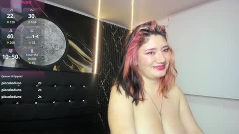 Snapshot of cerecita_02 chatting on October 16, 4:09 pm Cerecita online show from October 16, 4:09 pm