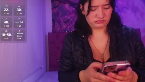 Snapshot of cerecita_02 chatting on December 4, 12:03 pm Cerecita online show from December 4, 12:03 pm