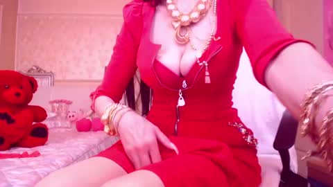 Snapshot of cerisedodd chatting on February 14, 1:02 am Cerise online show from February 14, 1:02 am