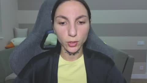 Kate online show from August 3, 8:29 am