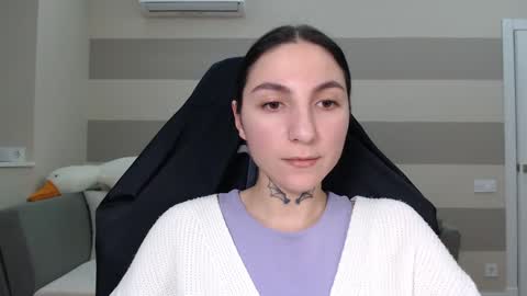 Snapshot of chabibiann chatting on February 14, 9:34 am Kate online show from February 14, 9:34 am