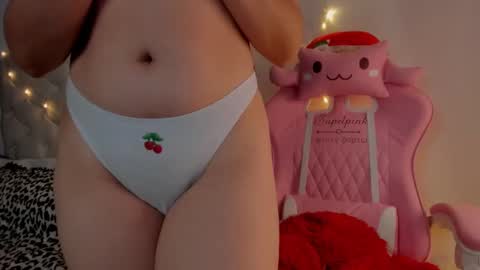 Snapshot of chanellgv chatting on December 30, 9:40 pm Chanell online show from December 30, 9:40 pm