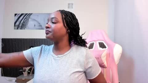 Chanel online show from February 22, 12:50 pm