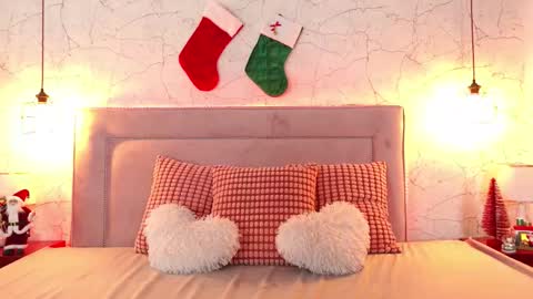 Channelangeless online show from December 4, 11:01 am