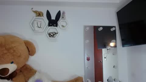 Isabella online show from December 30, 1:26 am