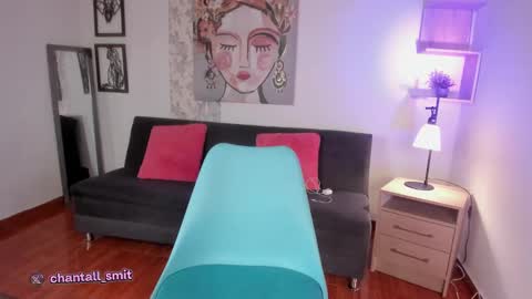Snapshot of chantall_smith chatting on January 28, 3:14 pm online show from January 28, 3:14 pm