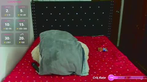 Snapshot of chantalvedette chatting on October 5, 8:08 am online show from October 5, 8:08 am