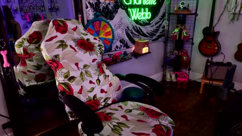 Snapshot of charlette_webb_xxx chatting on December 19, 12:45 am Charlette Webb online show from December 19, 12:45 am