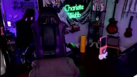 Charlette Webb online show from July 3, 12:49 am