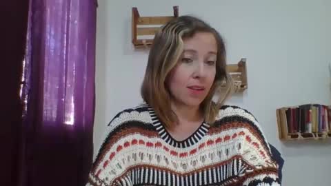 Snapshot of charlot_ponze chatting on February 12, 5:58 pm charlott online show from February 12, 5:58 pm