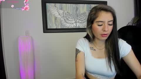 Charlote online show from February 28, 9:44 pm