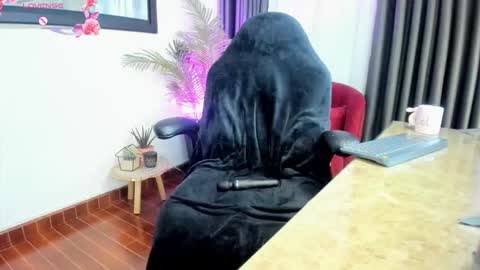 Charlote online show from November 12, 12:25 pm