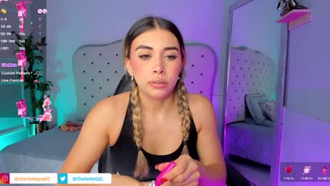 Snapshot of charlotte__grey chatting on January 9, 7:29 pm charlotte grey online show from January 9, 7:29 pm