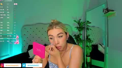 Snapshot of charlotte__grey chatting on February 6, 8:13 pm charlotte grey online show from February 6, 8:13 pm