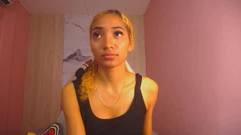 Snapshot of charlotte_love10 chatting on October 18, 11:57 am CHARLOTTE online show from October 18, 11:57 am