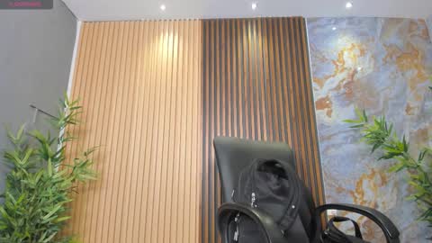 Charlotte  Everyday From 0700 to 1300 Col Time online show from October 27, 11:17 am