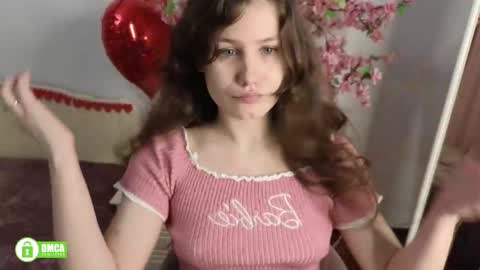 Snapshot of charlotte_wow chatting on February 14, 11:42 pm Charlotte online show from February 14, 11:42 pm