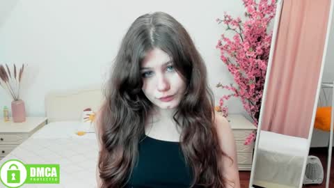 Snapshot of charlotte_wow chatting on December 6, 12:27 pm Charlotte online show from December 6, 12:27 pm