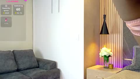 charlottebrandt_ online show from June 14, 3:30 am