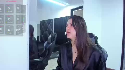 charlottee_starr online show from October 23, 8:26 pm